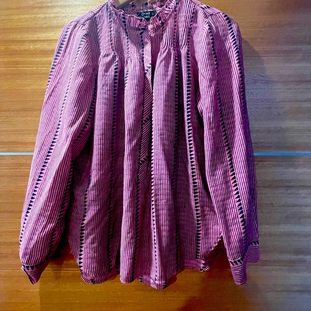 Trendy Jcrew peplum blouse in elegant stripe patter.